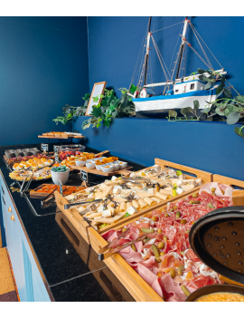 Brunch & Massage for 2 at L'Eautel Toulon...